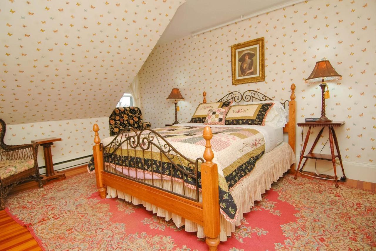 Inn Apple Tree Lenox