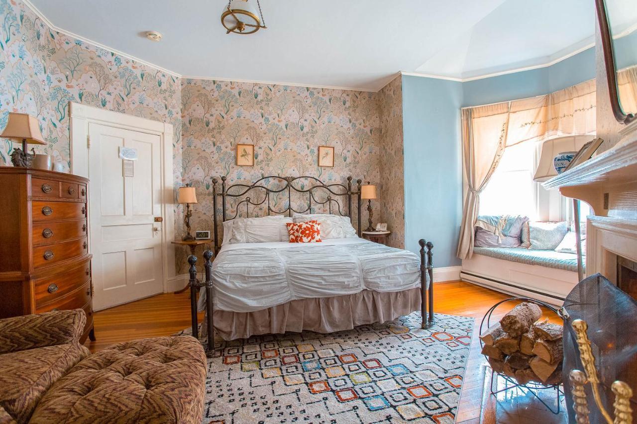 Inn Apple Tree 3*