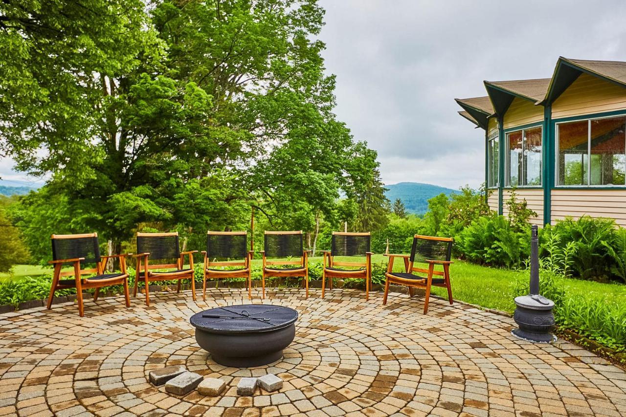 Apple Tree Inn 3*